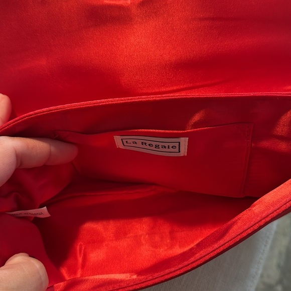 Moving - Picture 3 of 3